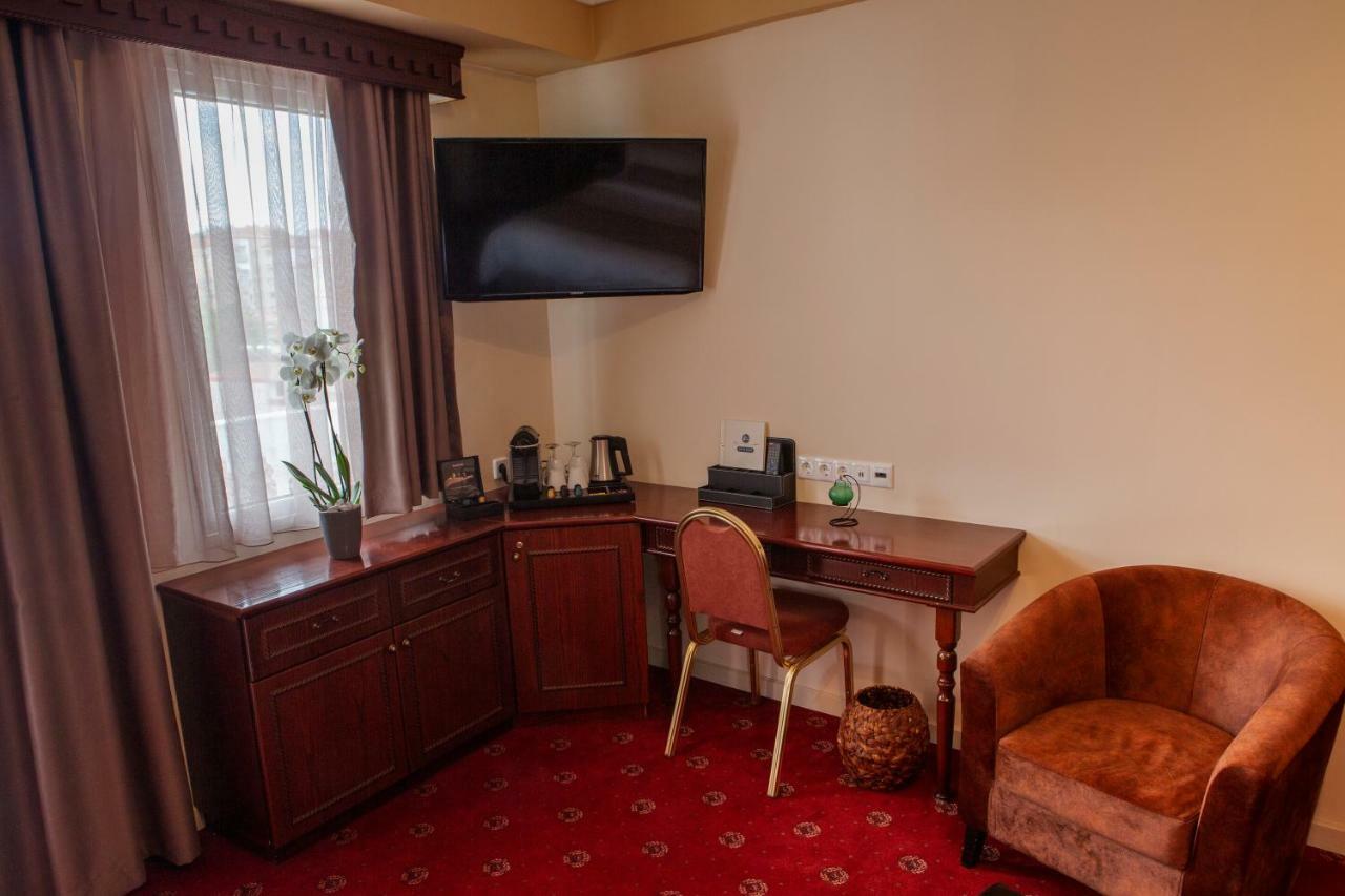 Hotel Pella Giannitsa Ngoại thất bức ảnh