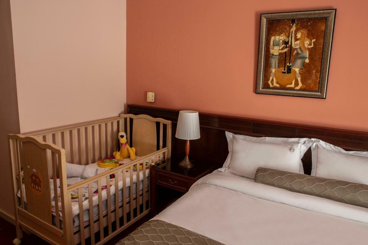 Hotel Pella Giannitsa Ngoại thất bức ảnh