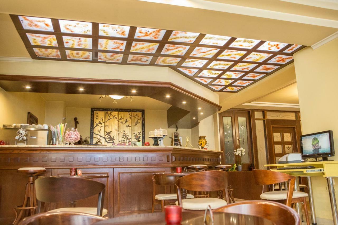Hotel Pella Giannitsa Ngoại thất bức ảnh